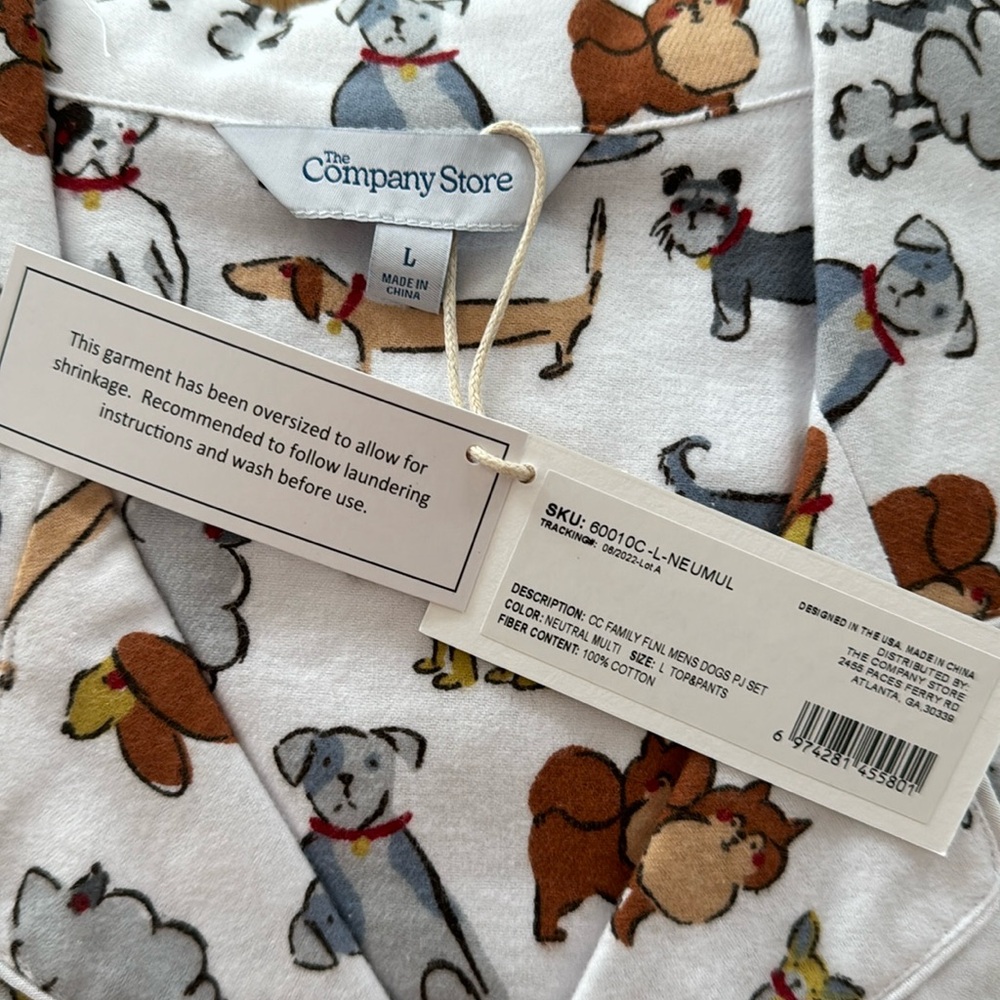 new in package MENS DOGS FAMILY FUN PJ SET